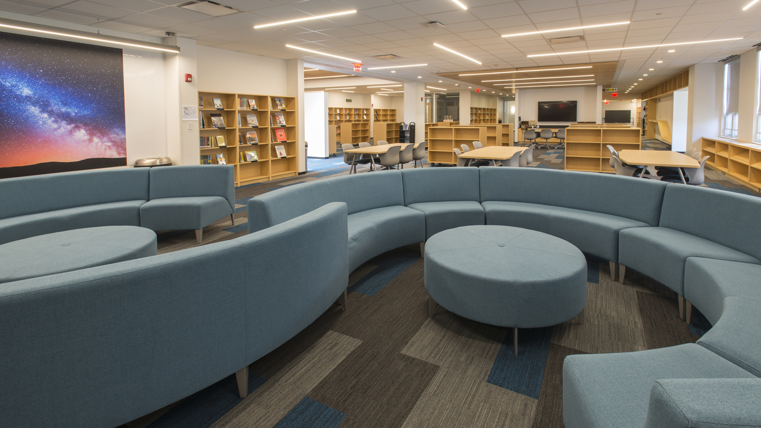 Student gathering area at NSCD, Library and Science Center.