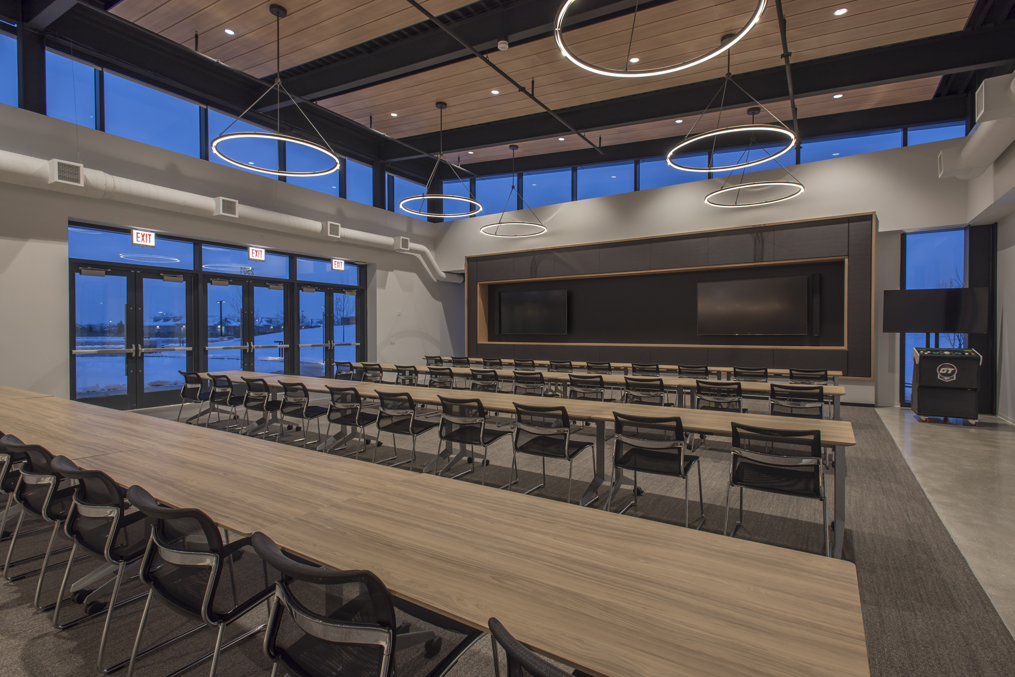 Training and collaboration area in Evans Scholars.