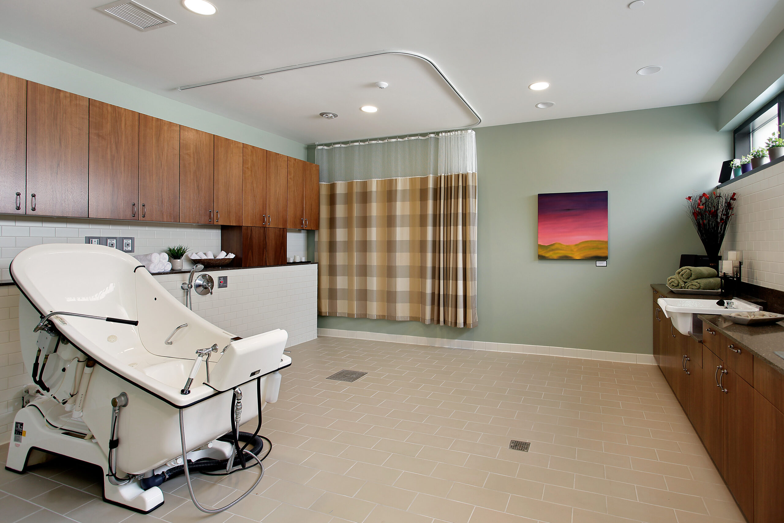 Facility amenities, JourneyCare.