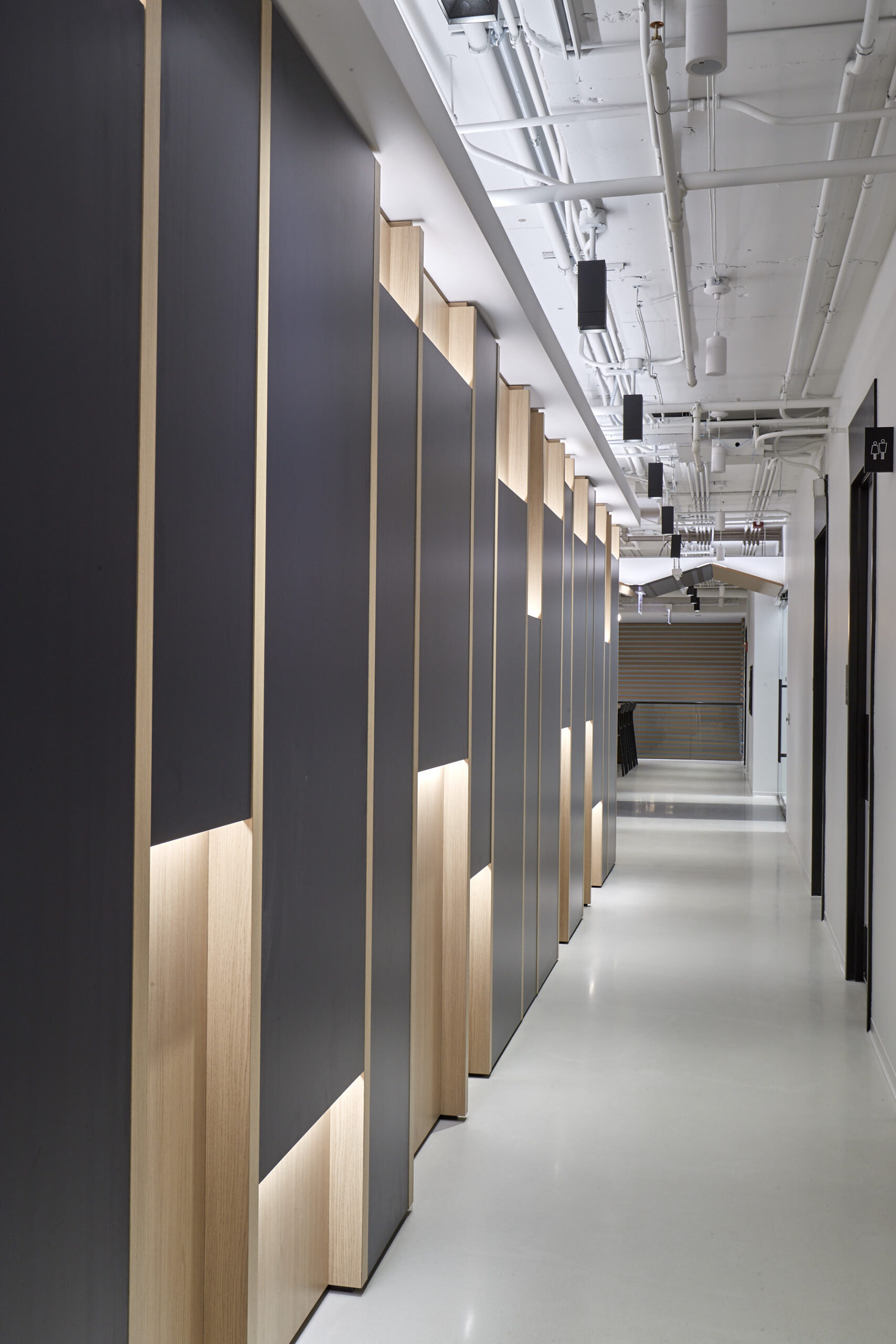 Architectural light features, RSM.