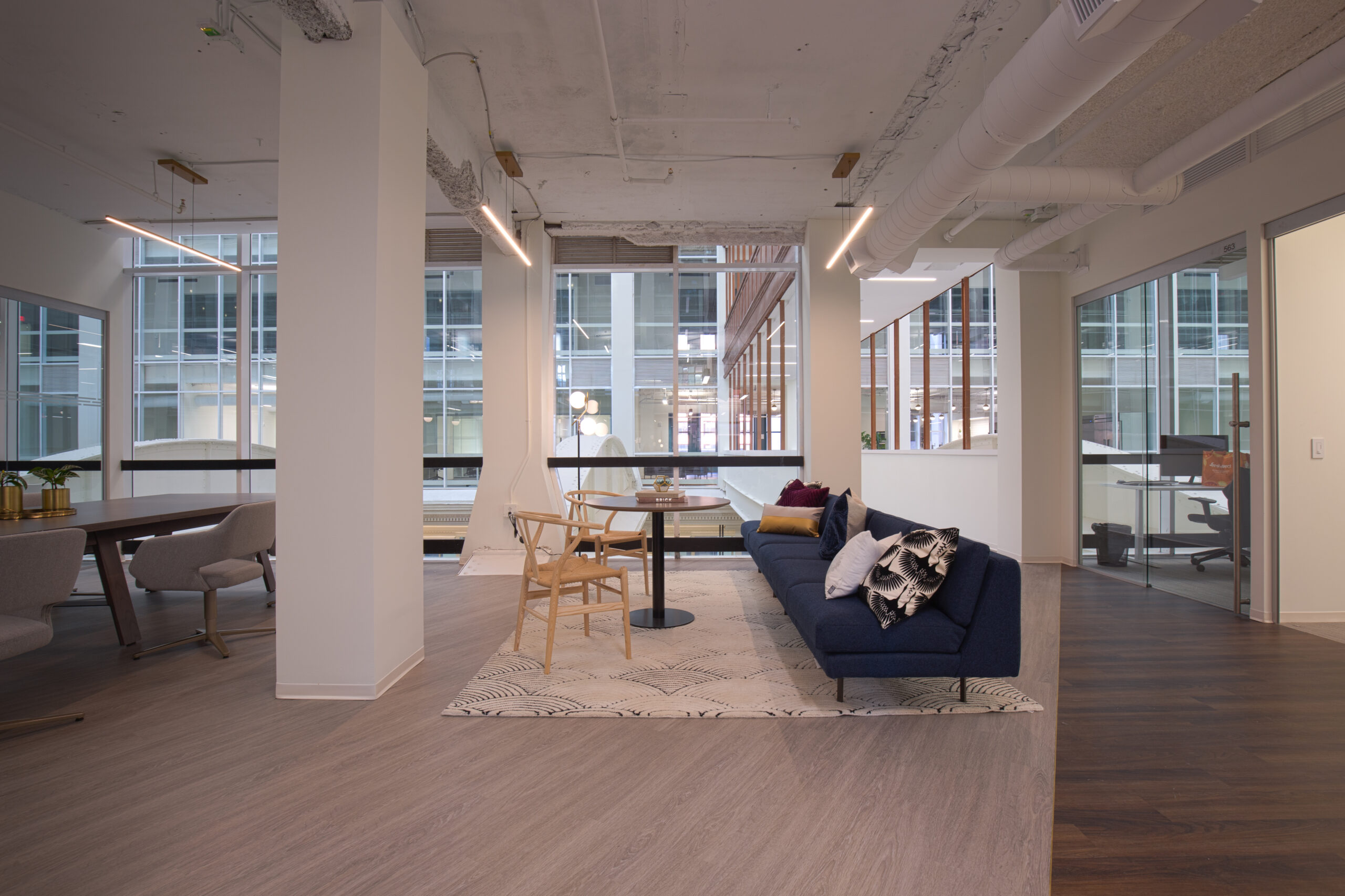 Interior office view, The Bourse.