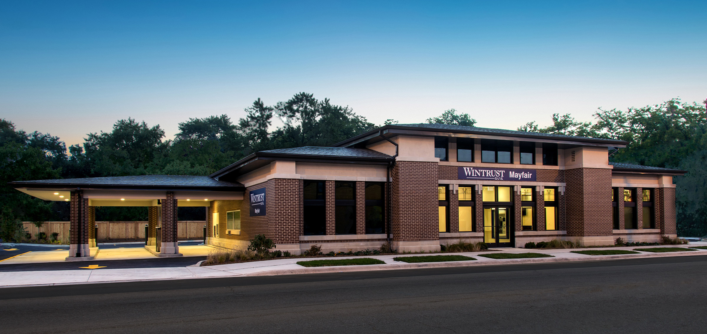 Wintrust Bank | Mayfair